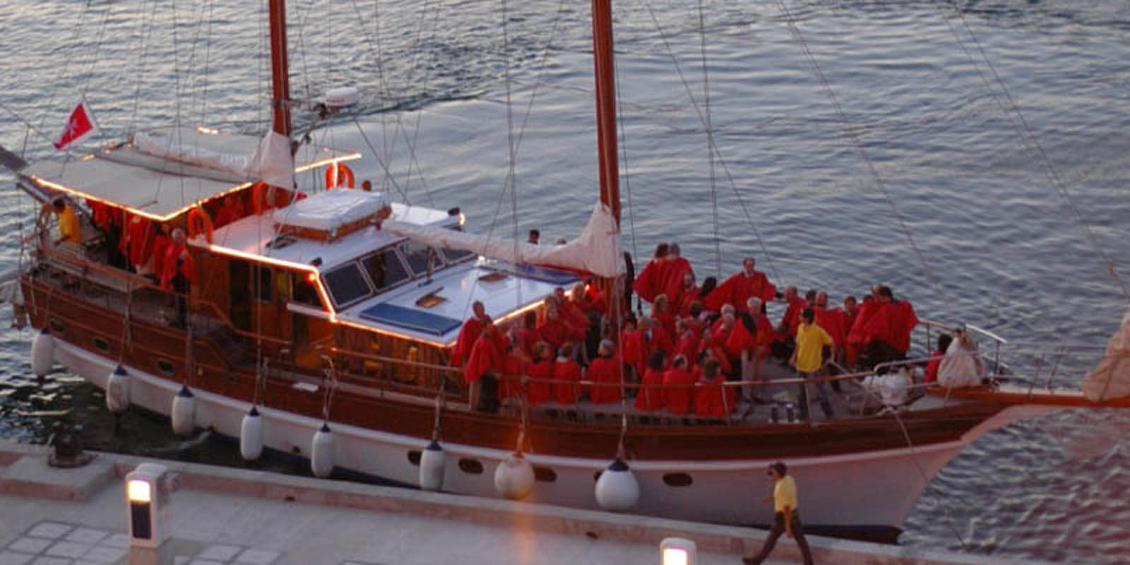 malta sea boat trip elegant group travel event